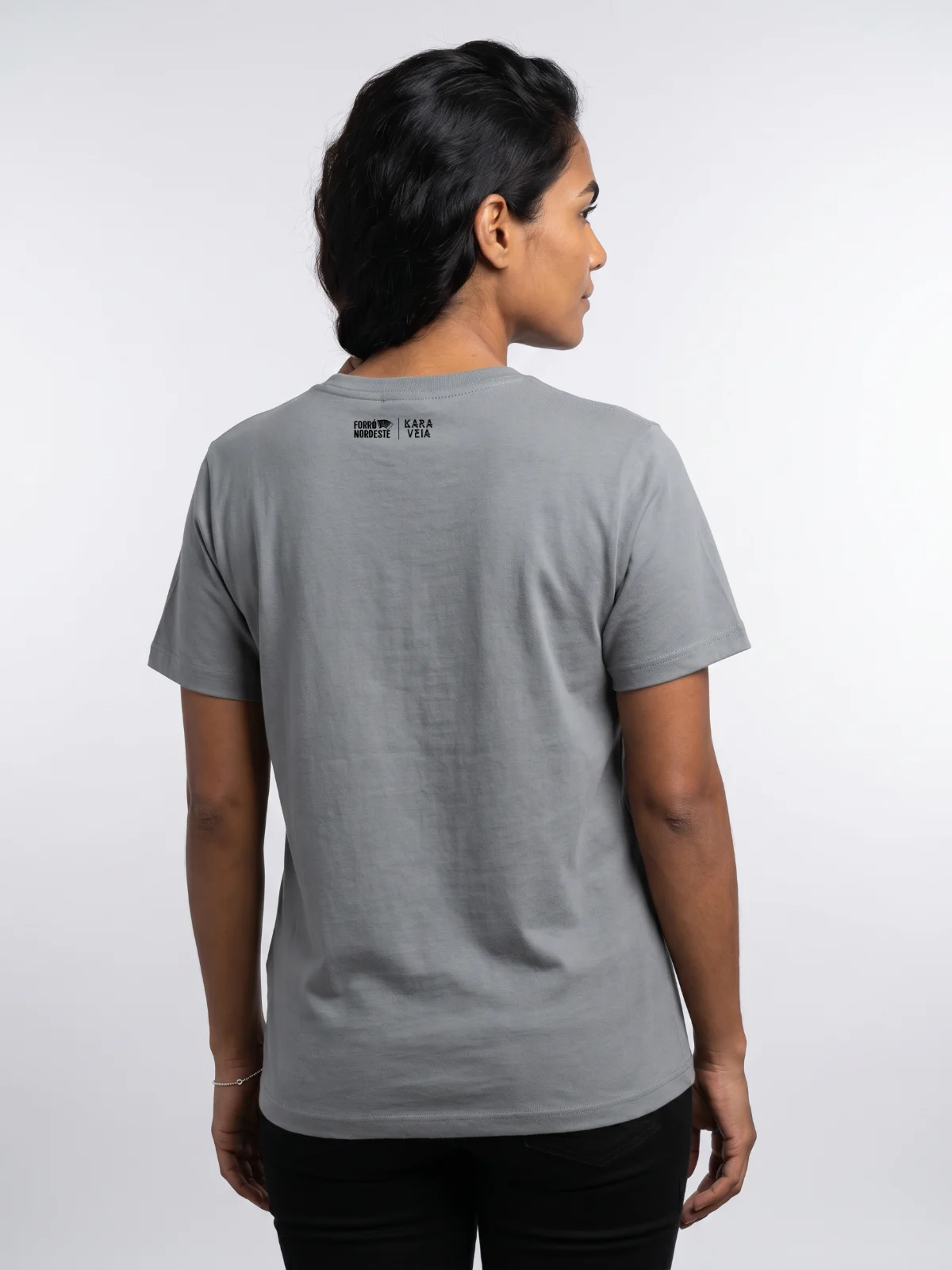 Camiseta Cara Metade Ilustração - foto 4