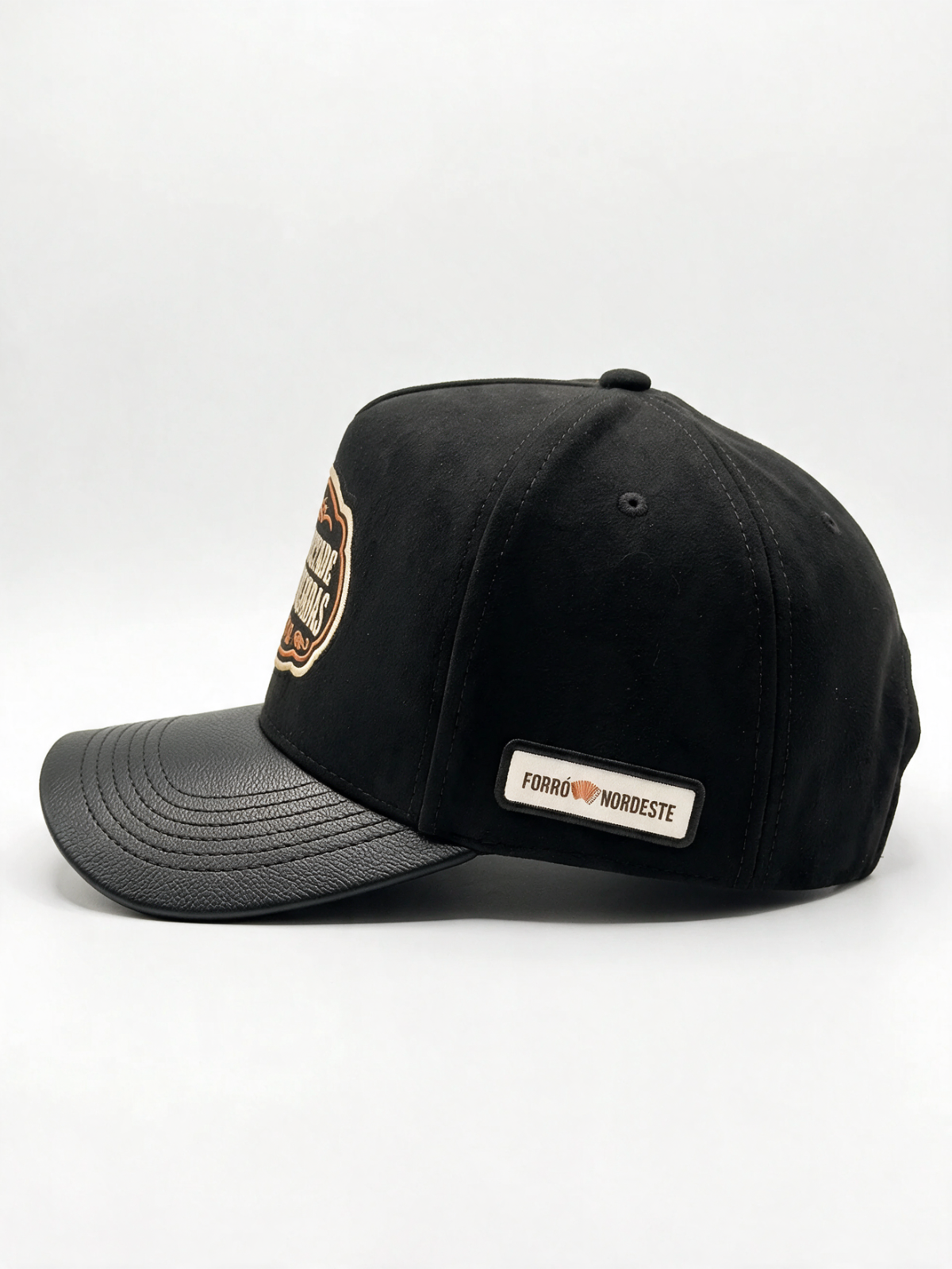 Boné A Cara Metade das Vaquejadas Preto (Trucker) - foto 3